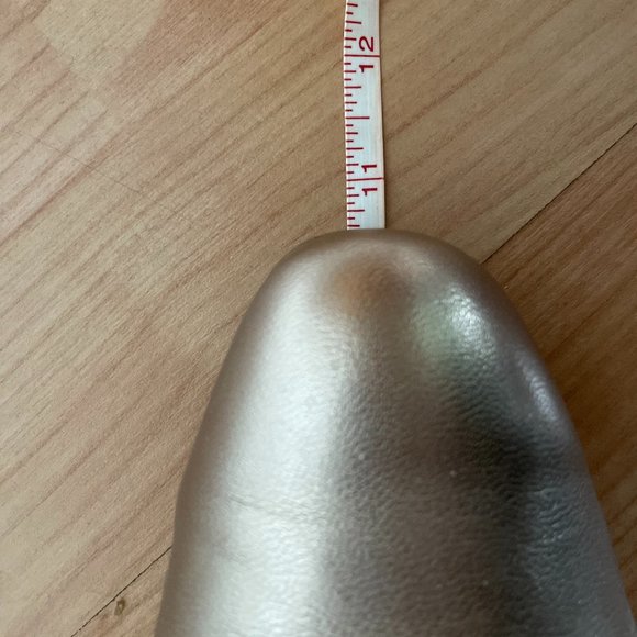 Gorgeous Jeffrey Campbell gold heels - Picture 12 of 13